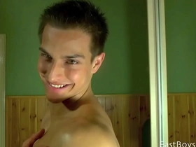 Webcam show - beautiful pierre