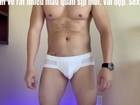KhỎa thân bán quẦn sỊp